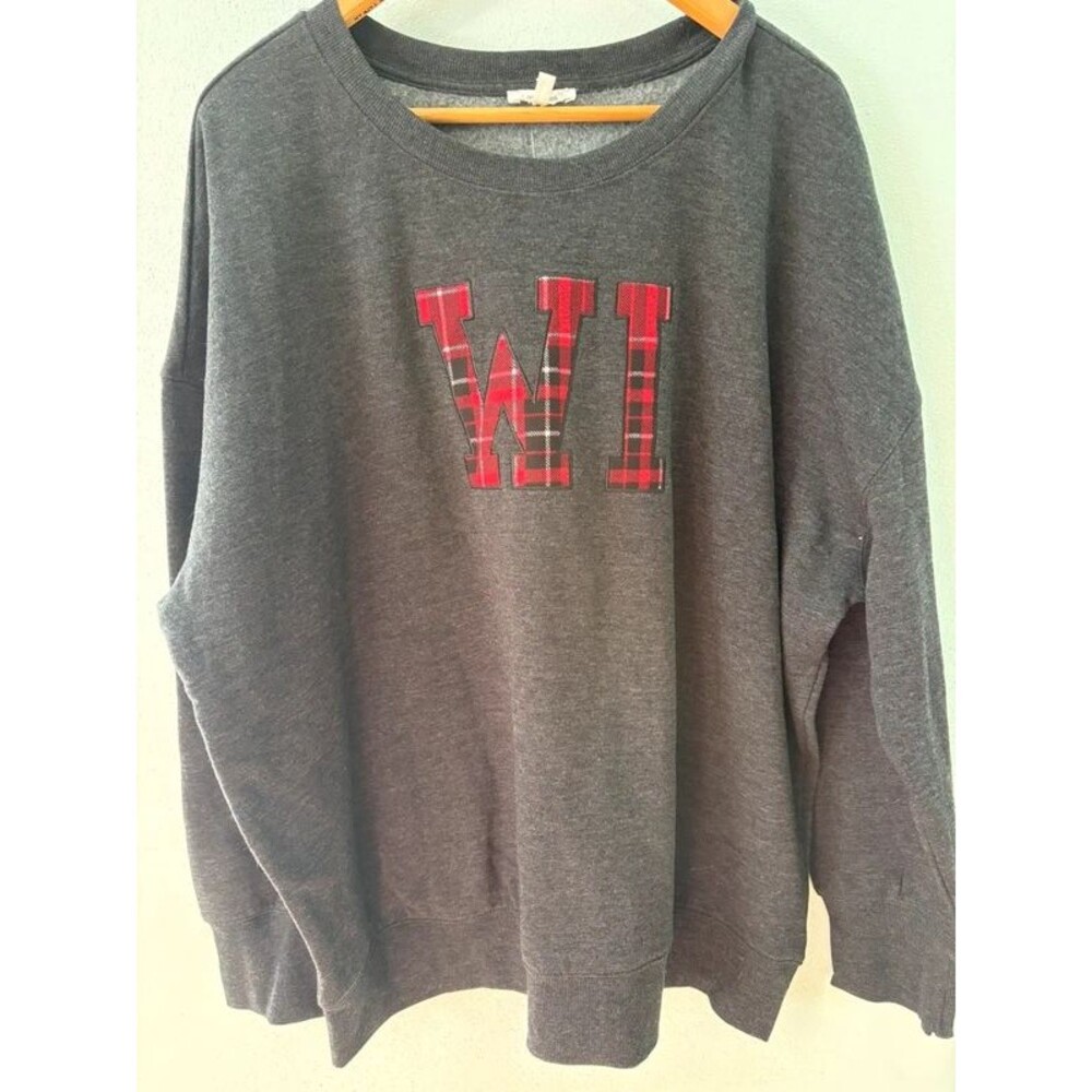New Maurice’s xxl Wisconsin crewneck